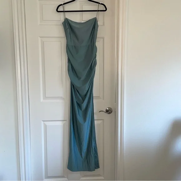 Windsor | Dresses | Windsor Michelle Highslit Formal Prom Dress In  Sagegreen Size Large | Poshmark